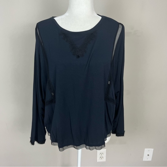 FREE PEOPLE INTIMATELY LOWKEY LONG SLEEVE PULLOVER IN NAVY AND BLACK SIZE SMALL - Picture 3 of 12